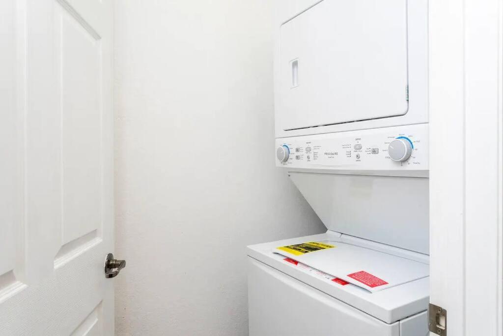Beautiful Orlando Apt With Nemo Bedroom, 15 Min To Disney! Kissimmee Buitenkant foto
